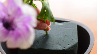 フラワーアレンジメント オアシス フラワーギフトをもらった時のオアシスの管理と再利用出来るか