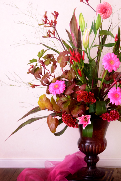花 アレンジメント 百合の花言葉と由来 漢字の意味由来 フラワーアレンジメントの使い方などを解説