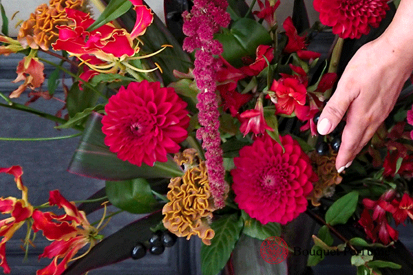 ダリア 切り花 秋におすすめ３種類のダリアの花を紹介 フラワーアレンジメント教室 横浜 神奈川